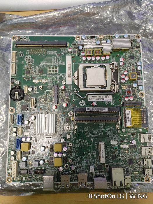 Комплекти материнські плати з процесором та оперативкою