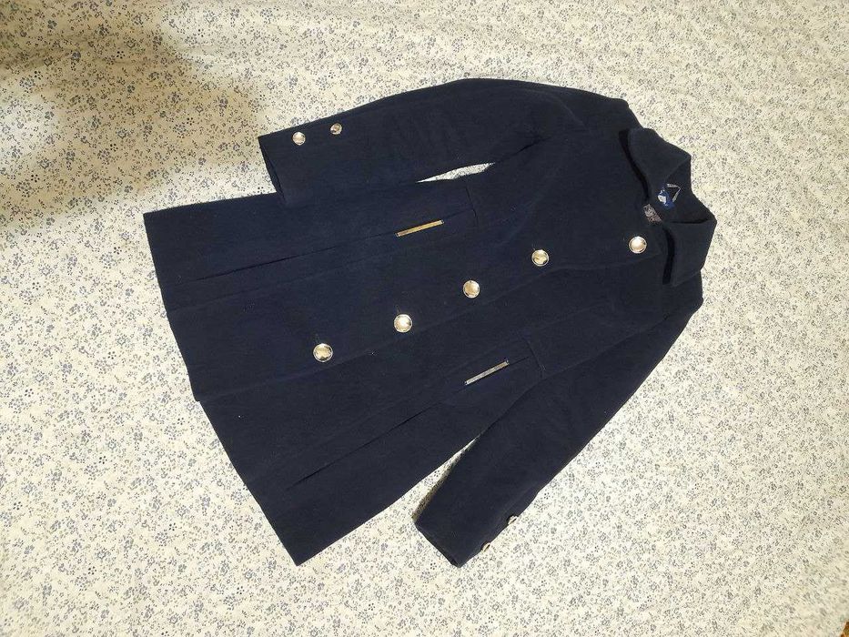 пальто та зимовий пуховик  42 р