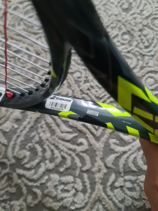 Rakieta babolat pure aero 98 .