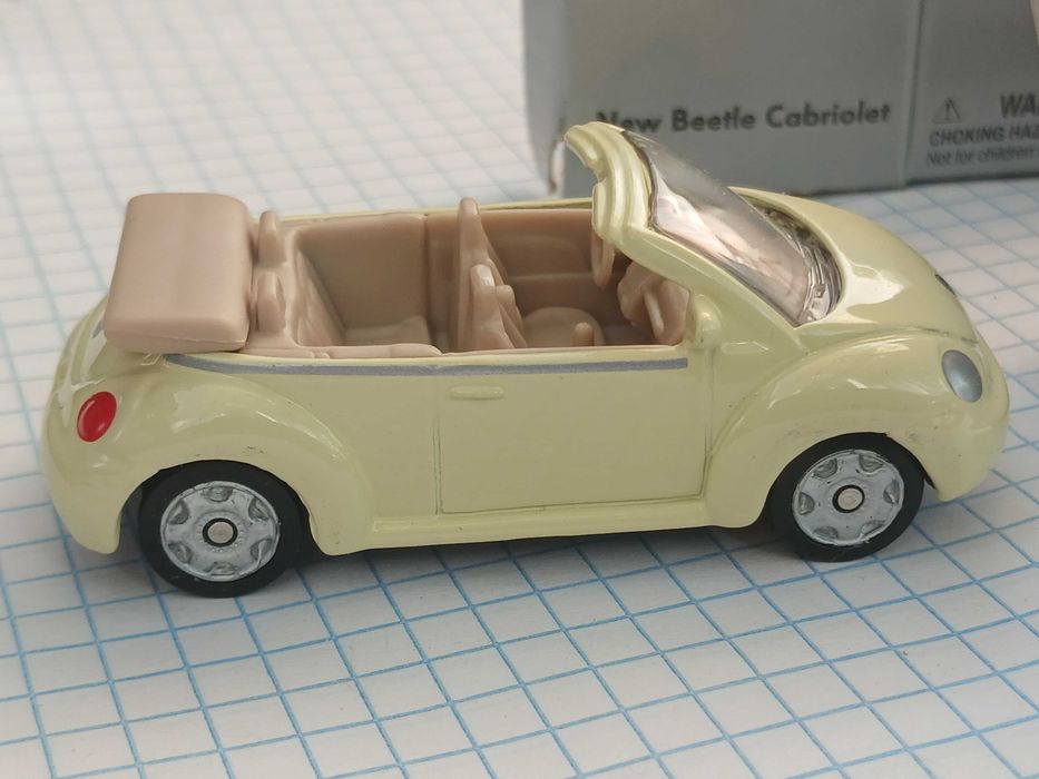 Модель автомобіля Volkswagen в коробці