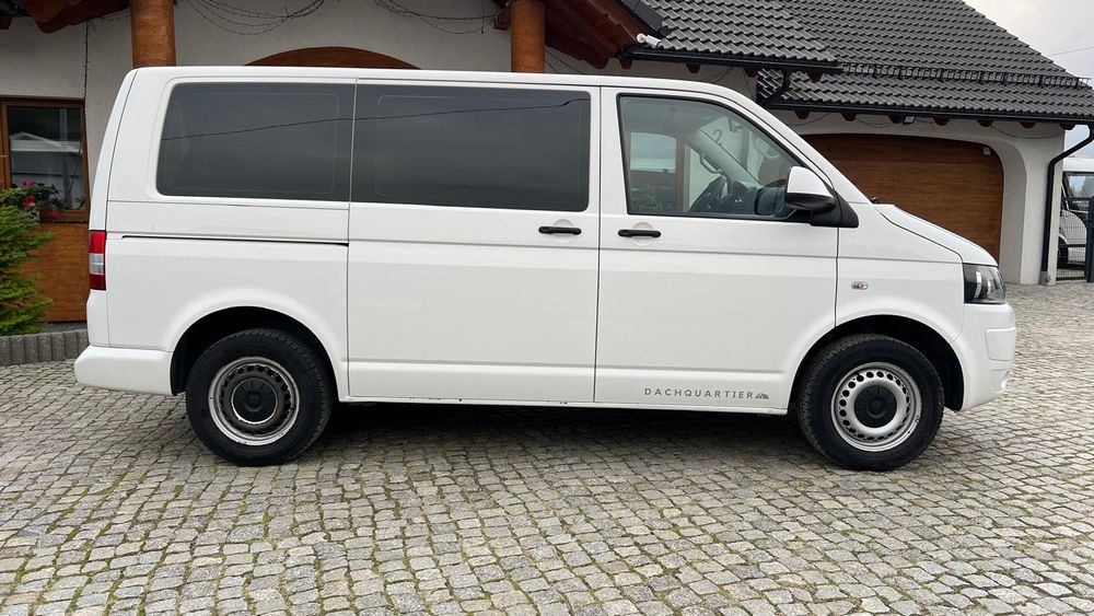 Przewóz osób, transfery 9 osobowy bus