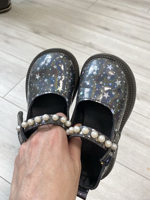 Туфлі для дівчинки