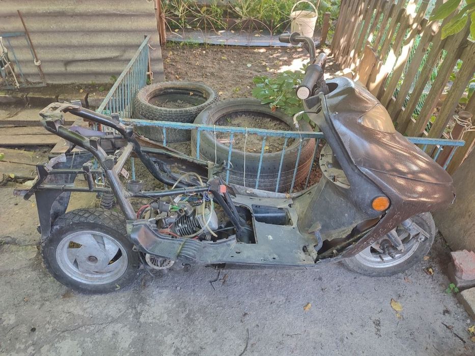 Продам мопед китайский 4т