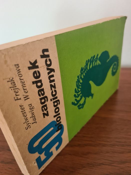 500 zagadek biologicznych - Książka