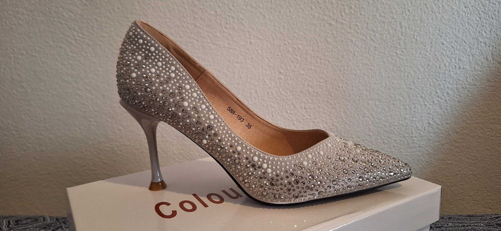 Sapatos Cinza -novos