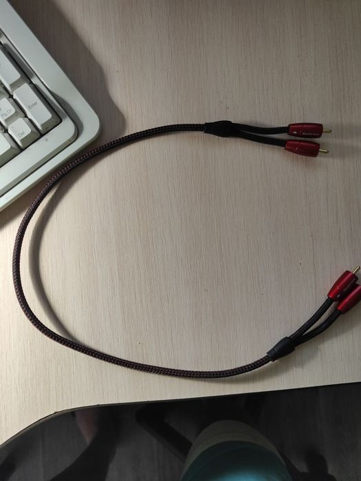 Кабель AUDIOQUEST Golden Gate