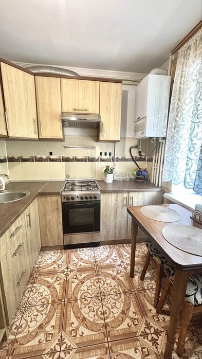 Подобово. 2-квартира в центрі. Р-н Собору