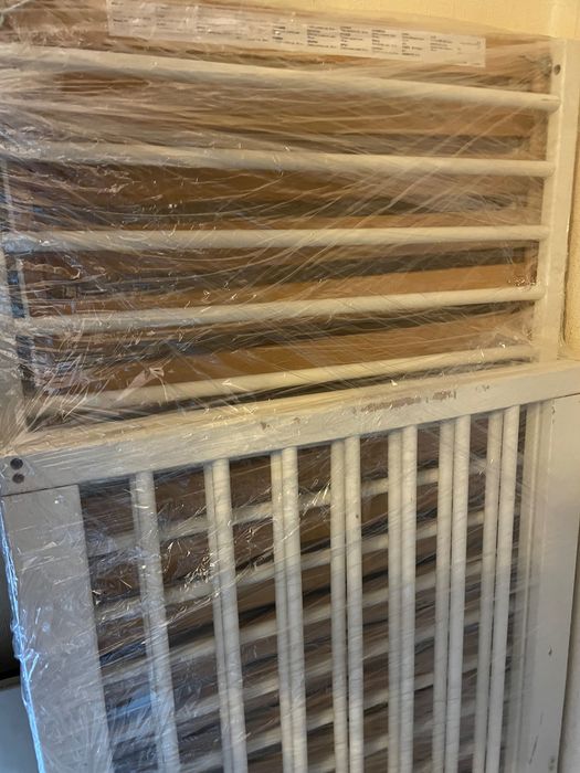 Cama de grades com colchão