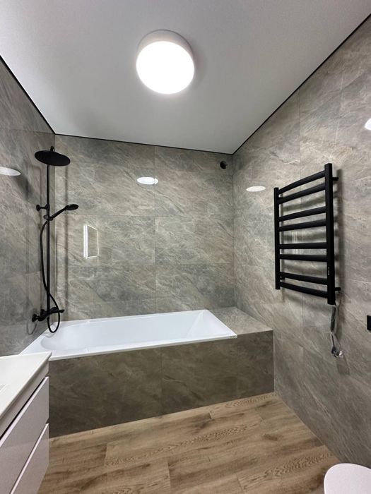 Будинок 15 хв від Києва з Ремонтом на 14 сотках землі.