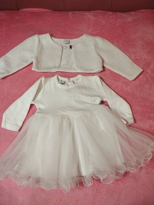 Дитяча святкова сукня.