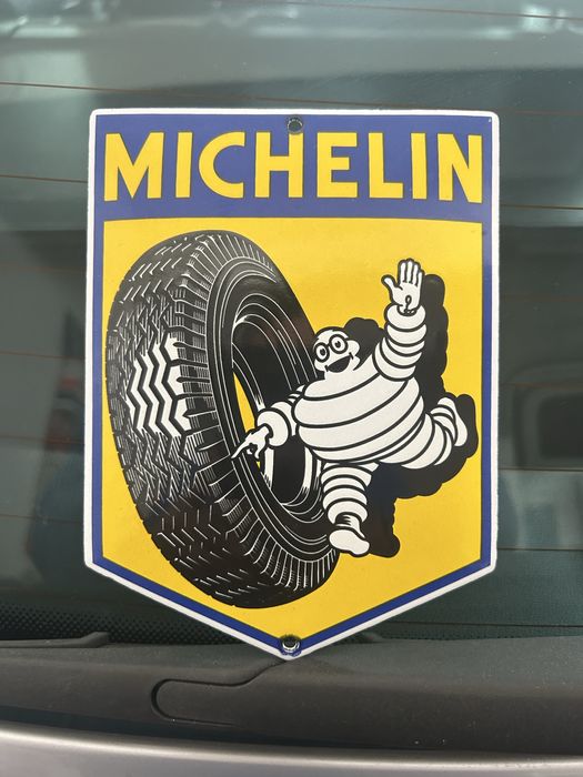 Placa esmaltada Michelin