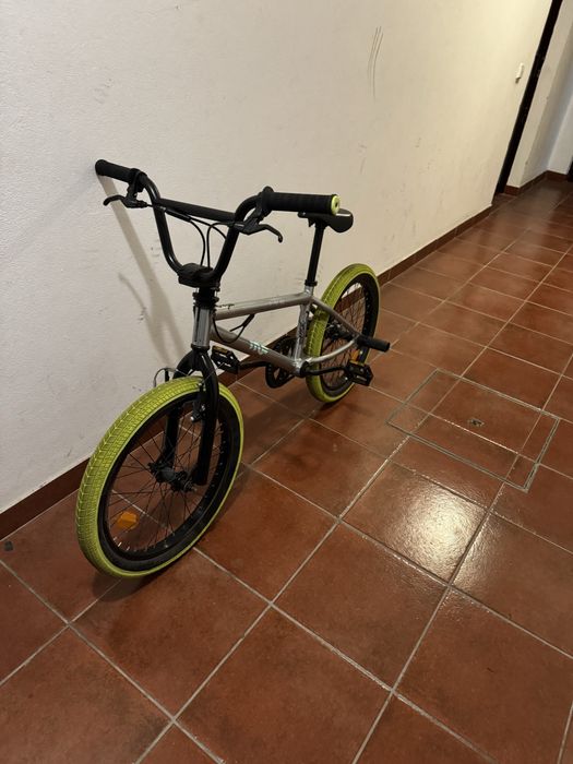 Bicicleta BMX freestyle