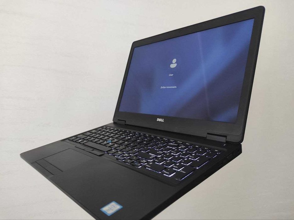 Dell Latitude 5580 - 15,6" IPS TouchScreen | Core i7 | 8gb | 256gb SSD