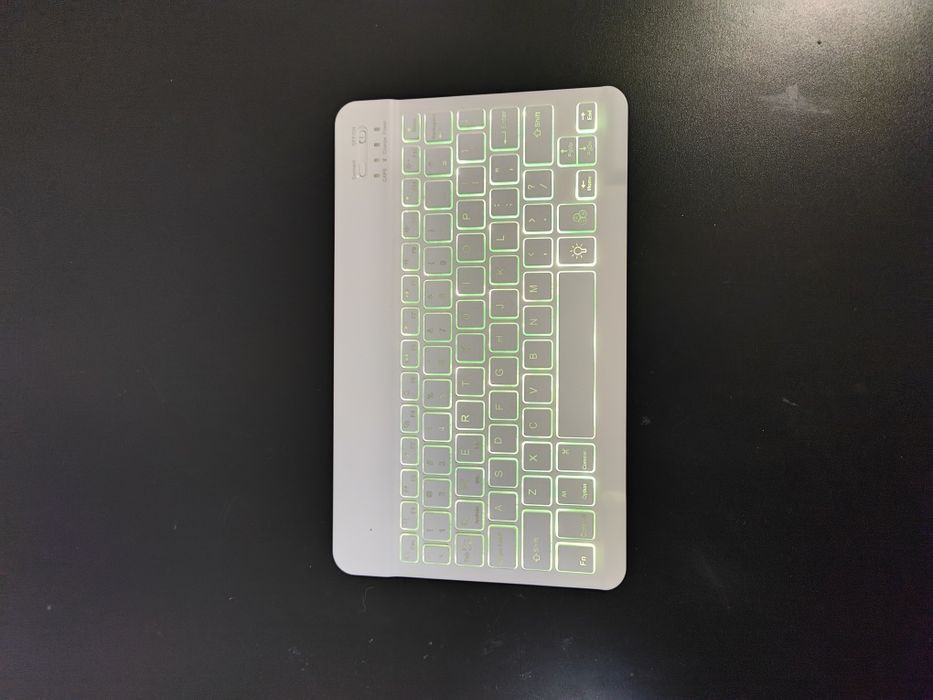 Mini RGB Wireless Bluetooth Keyboard64750890881922123