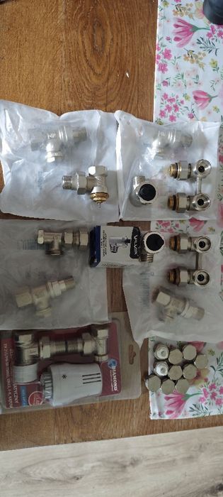 Sprzedam akcesoria do grzejników