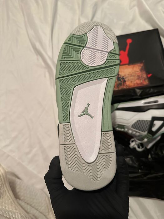 Jordan 4 Seafoam 43 e 44