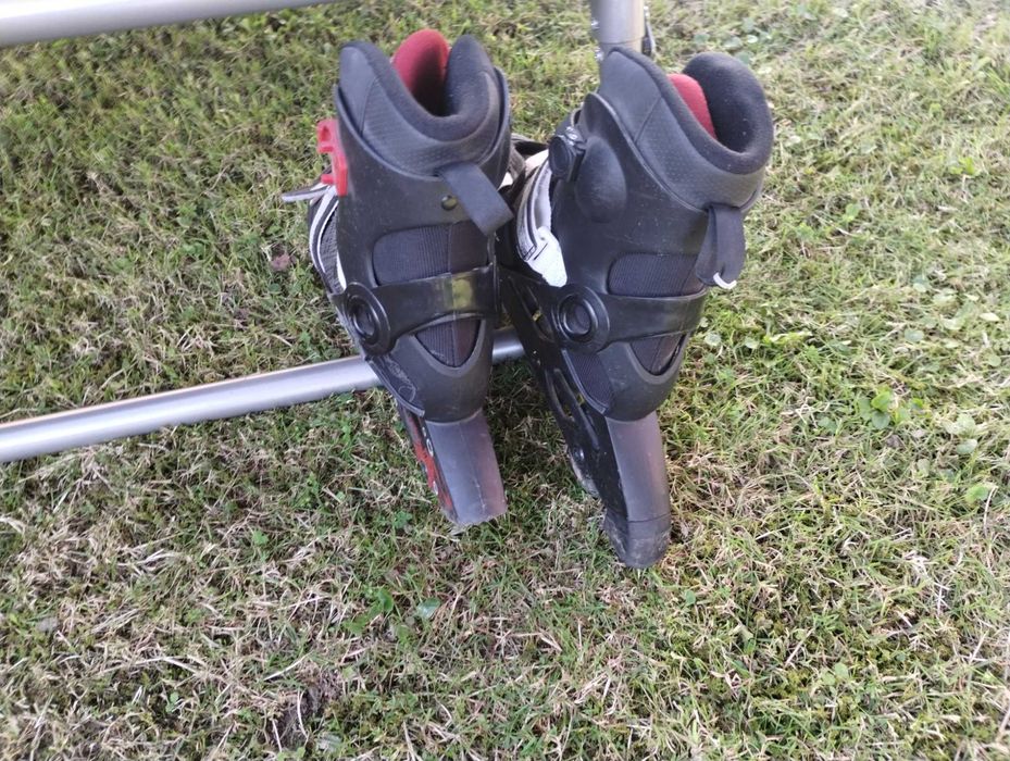 Sprzedam uzywane rolki + ochraniacze