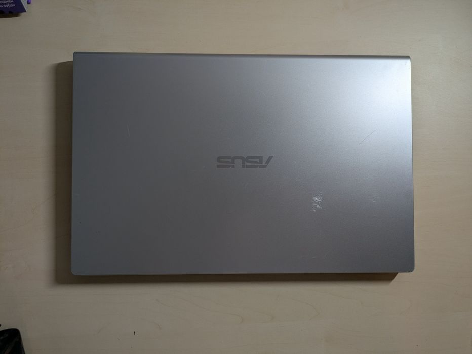 Sprzedam laptop ASUS X515EA