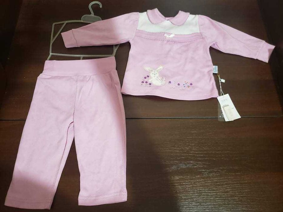 Костюмчик на дівчинку