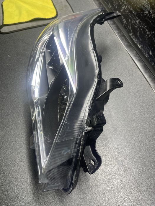 Фара права toyota avalon 2015 2016 2017 2018