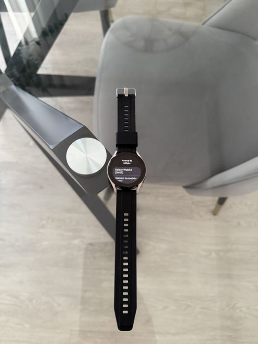 Samsung Galaxy Watch5 de 40 mm, modelo SM-R900.