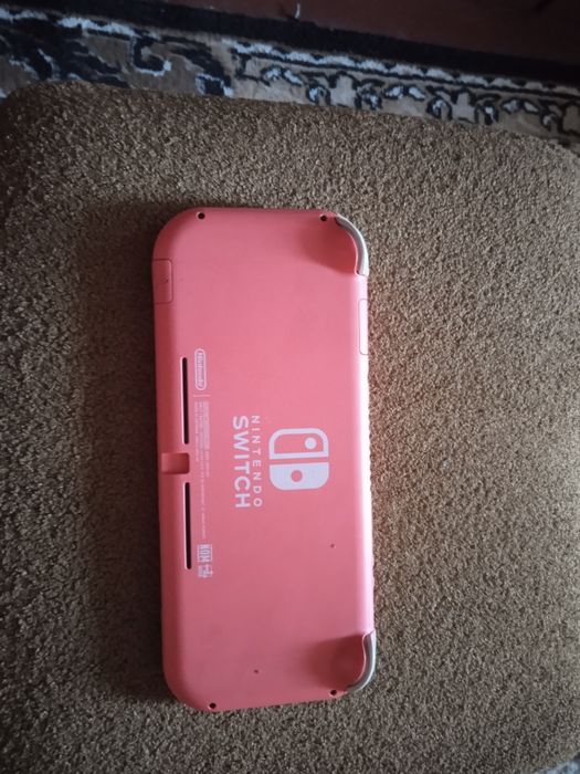 Продаю Nintendo lite