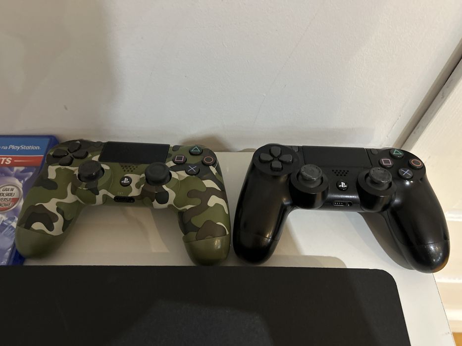 playstation 4 slim 1 Tb