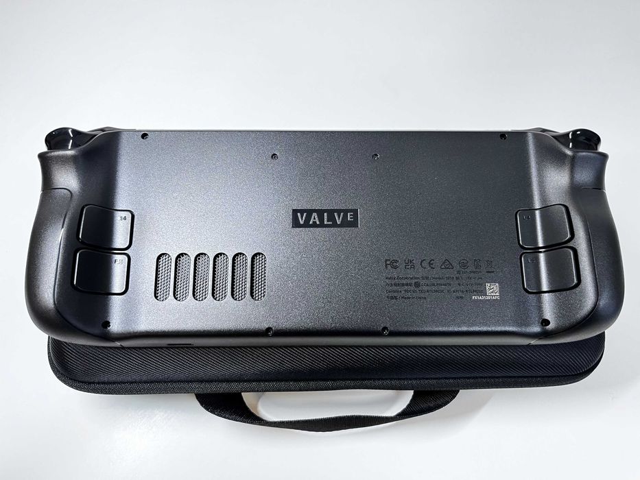 Konsola Valve Steam Deck model 1010 64 GB