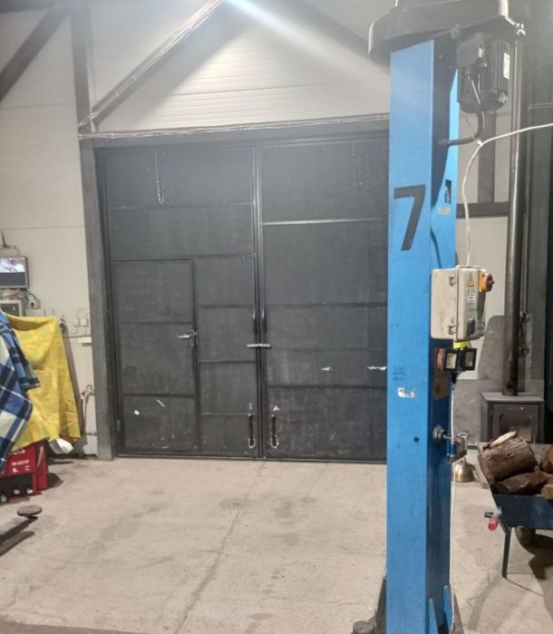 Podnośnik dwukolumnowy śrubowy Hofmann