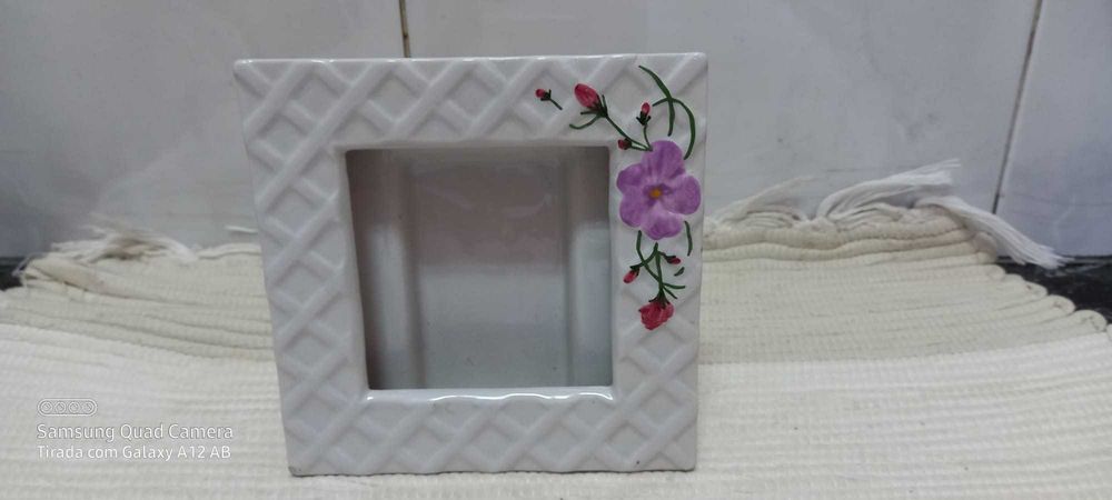 Vende-se moldura em cerâmica