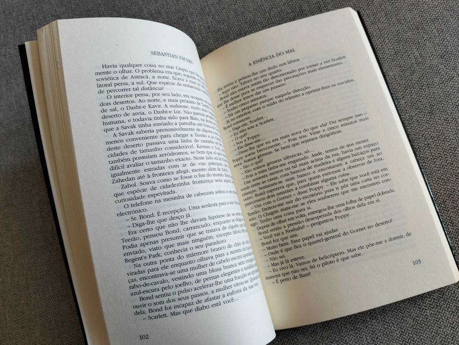 Livro "A essência do mal" de Sebastian Faulks
