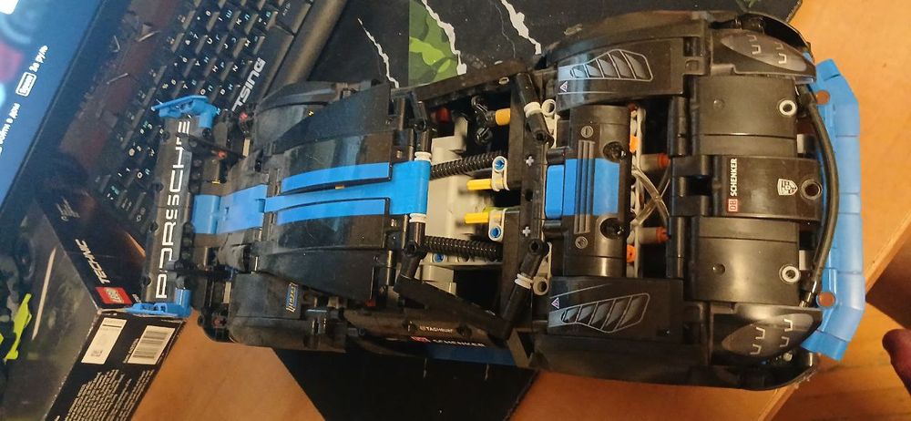 Продам lego technic Porsche gt4