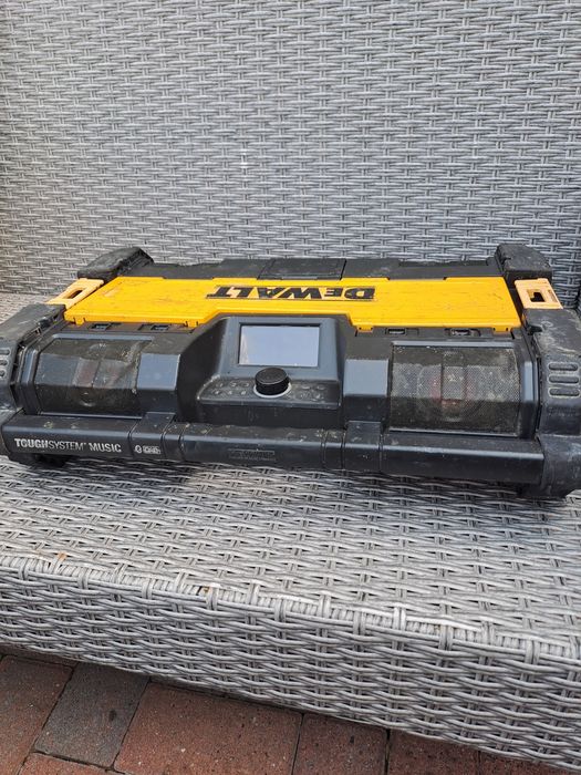 Radio Dewalt  18V