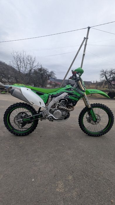 Продам KAWASAKI KX 450 F