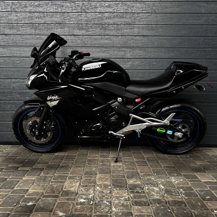 Продам мотоцикл Kawasaki Ninja 400R (0685)