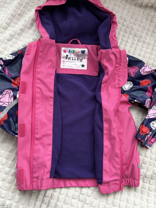 Продам курточку для дівчинки на дощову погоду