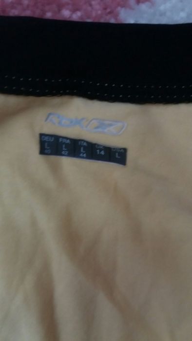 Sprzedam bluzę reebok damską