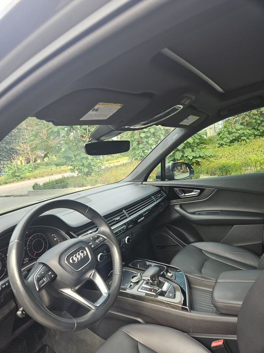 AUDI Q7 2017 Premium Plus