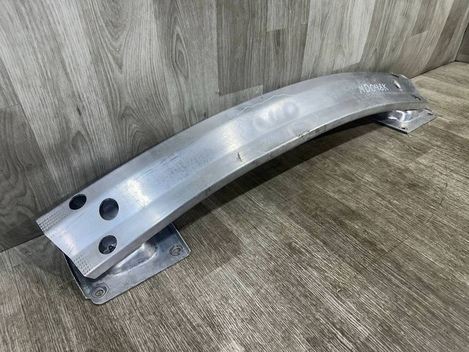 Усилитель заднего бампера Tesla Model 3 ( 2017 - 2022 г. ) Підсилювач