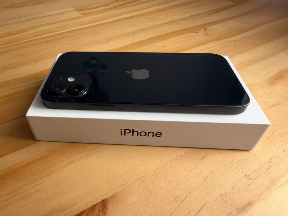 Smartphone iPhone 12 Black | 64GB | 96% Baterii | idealny
