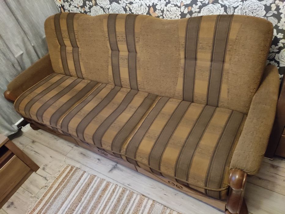 Komplet wypoczynkowy -kanapa + 2 fotele