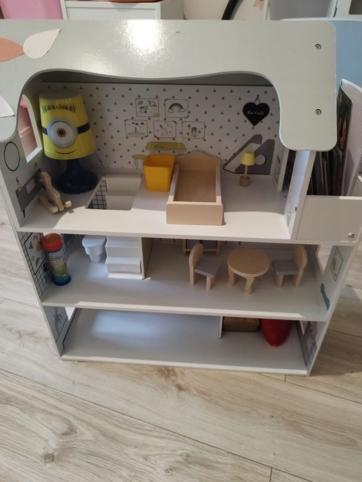 Domek dla lalek - stan idealny