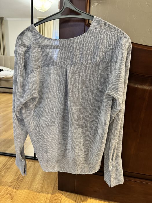 Ніжна блузка з принтом квіти Mango