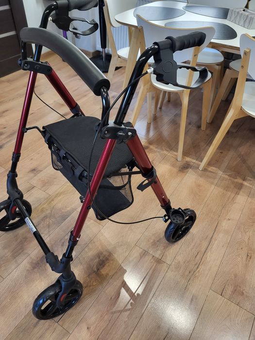 Balkonik Podpórka rehabilitacyjna 4-kołowa ArMedical