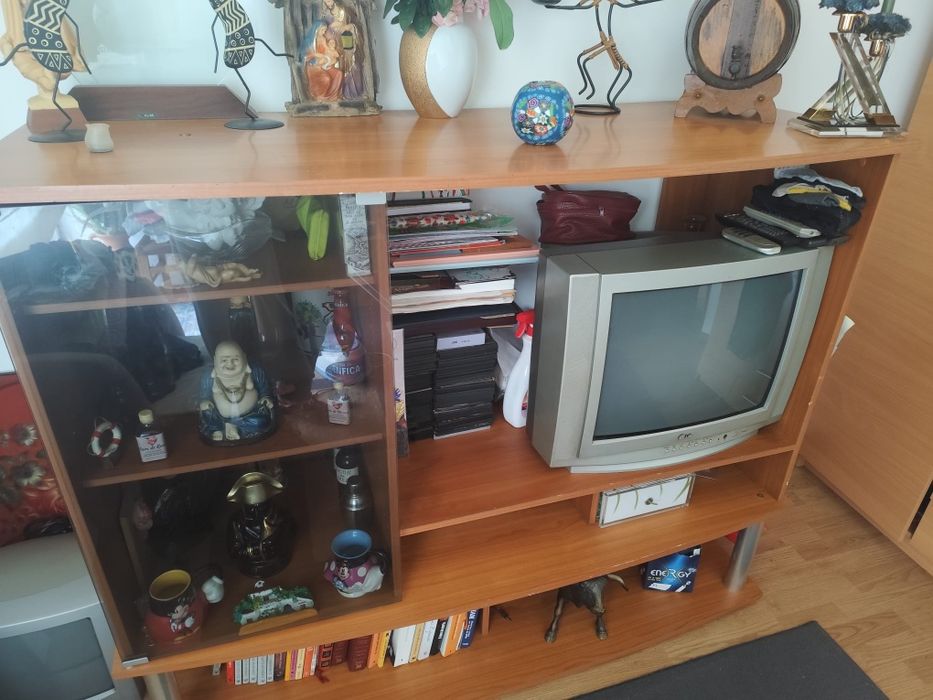 Movel Bar/cristaleira e TV