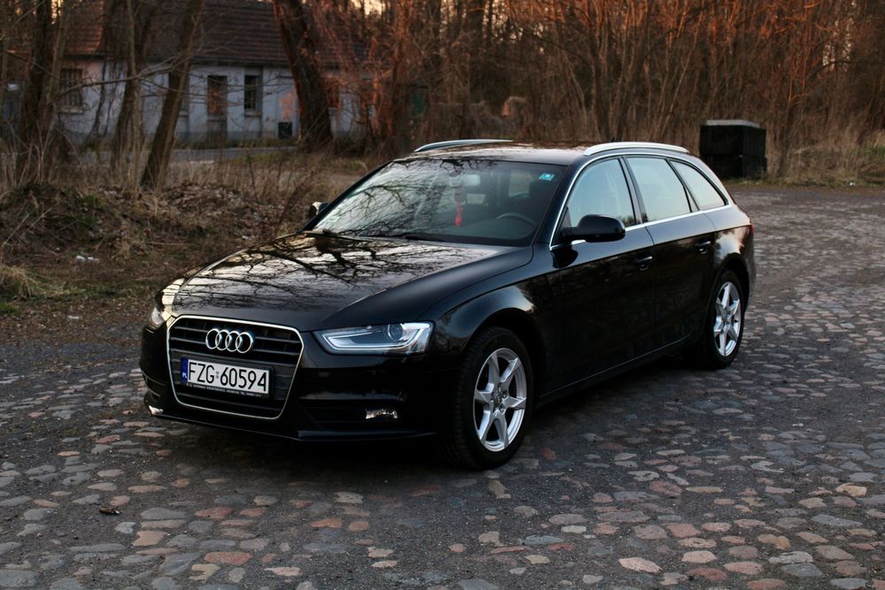 Audi A4 Avant Audi A4 B8 2.0 TDI 140 KM – 2013 | Zadbane | 2 komplety kół