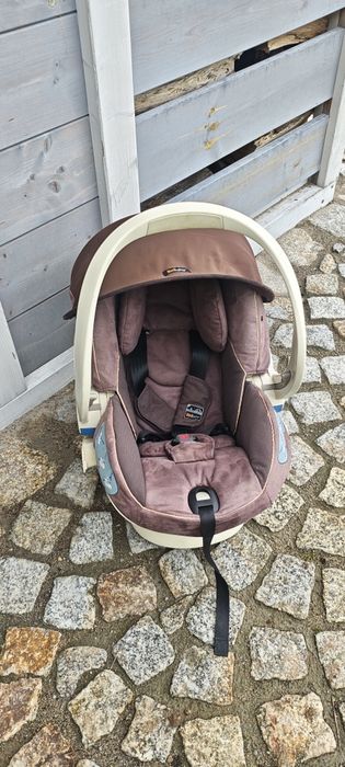 Fotelik samochodowy izzy sleep