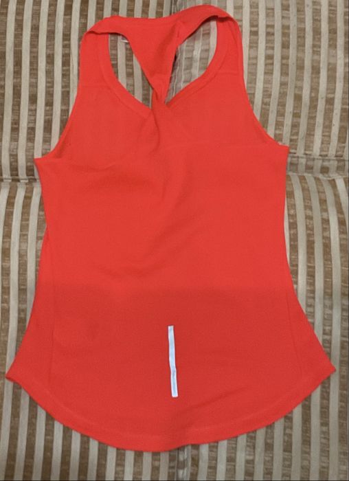 Adidas спортивна майка