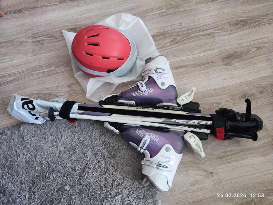 Narty buty kijki kask spodnie stan idealny pełen zestaw