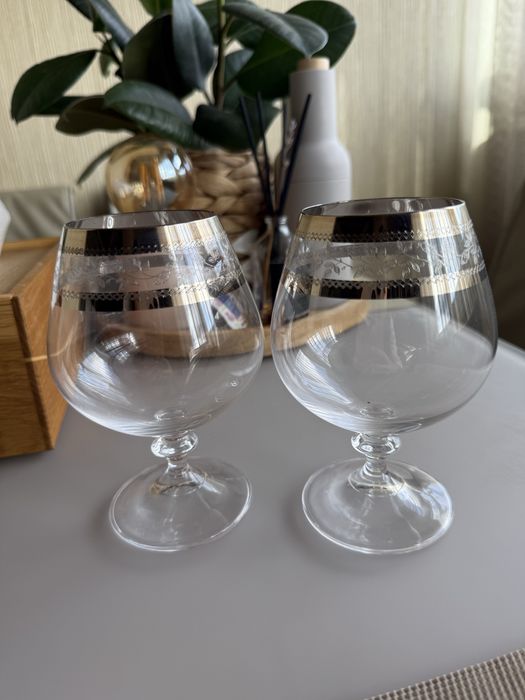 Коньячные бокалы